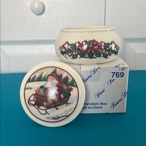 Princess House Cream and Red Holiday Pillar Candle Holder